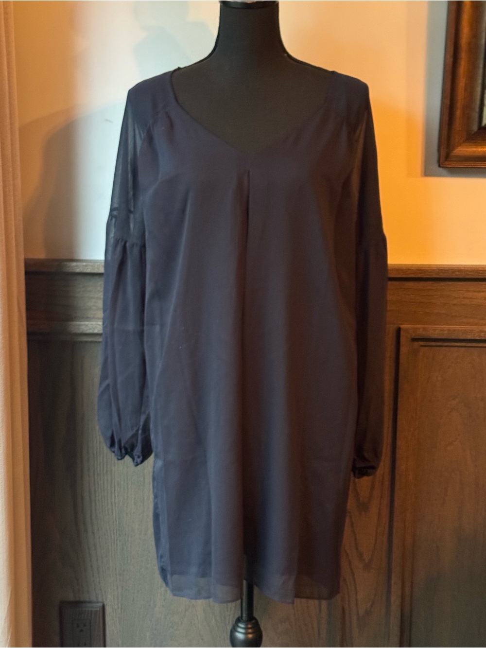 Mossimo Dutti black V-Neck Long Sleeve Dress medium